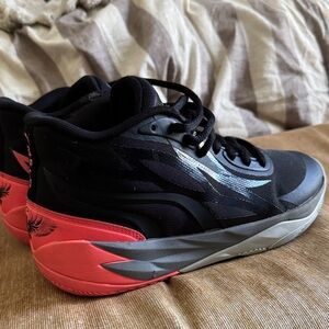 Puma Kids Shoes in Black and Pink